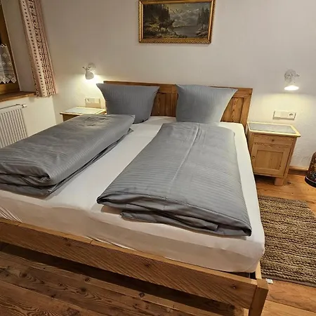 Steingaden-urspring Bergzeit Im Fuchsbau Steingaden